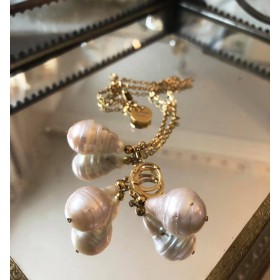 Store 2,4 mm beige baroque perle sæt. Stål/guld